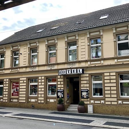 Hotel Schwaferts ヴッパータール エクステリア 写真